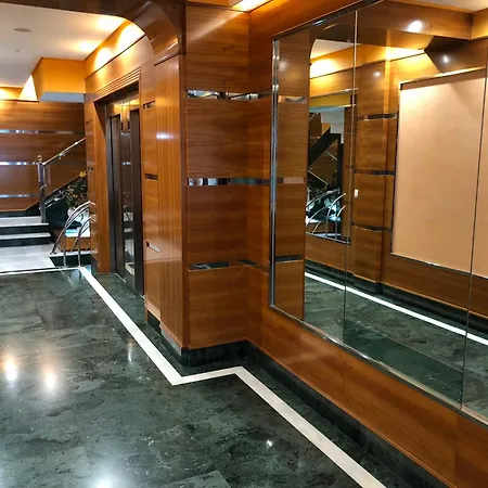 Centrica De Lujo Parking Incluido Apartment Vigo