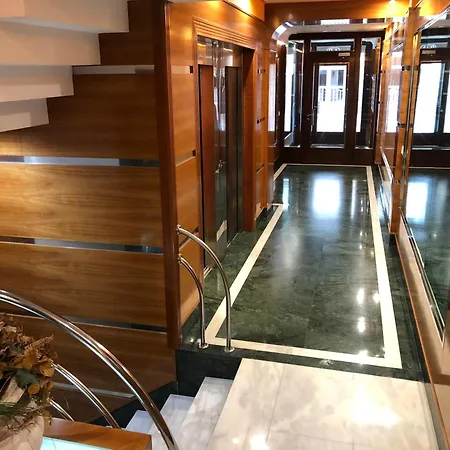 Apartment Centrica De Lujo Parking Incluido Vigo