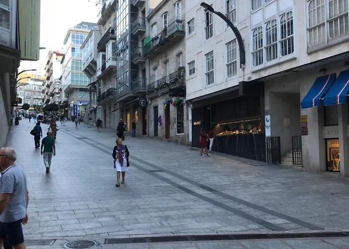 Centrica De Lujo Parking Incluido Apartment Vigo